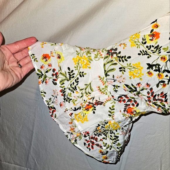 Womens Floral Blouse - Cupio - Picture 2 of 8